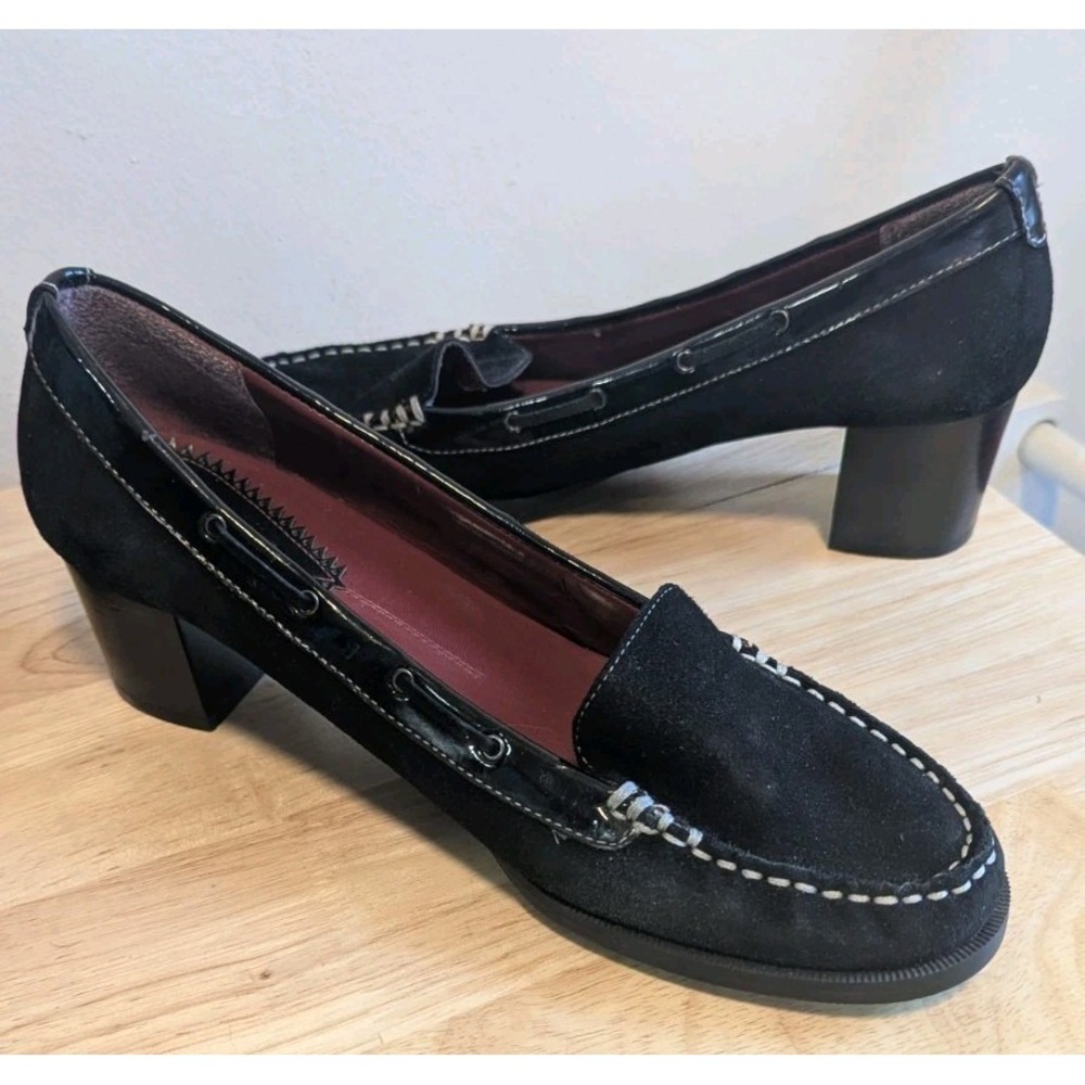 Vtg Nine‎ West 8.5M Black Moccasin Heels Suede White Stitch Patent Leather Trim